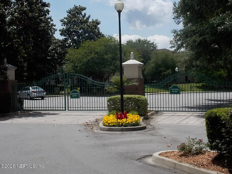 7800 Point Meadows Dr #338 — Photo 13