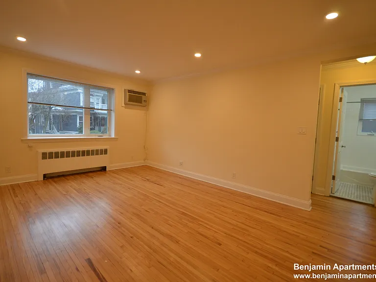 84 Saint Paul St #7 — Photo 3