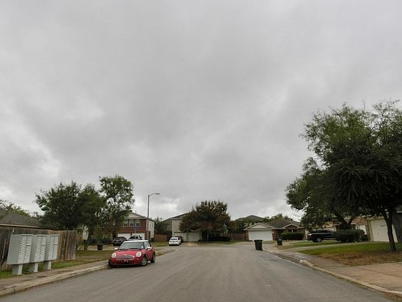 5th image of 13115 Willowthorn Ln