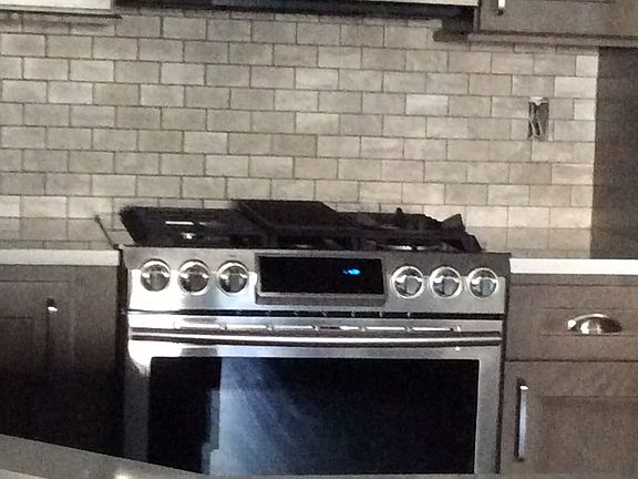 3rd image of 23 Deerchase Ln