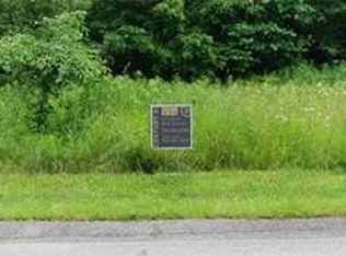 314 Long Branch Dr, New Castle, PA