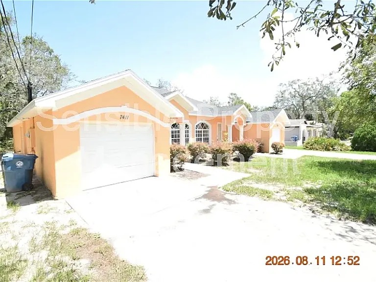 7411 Canterbury St — Photo 32