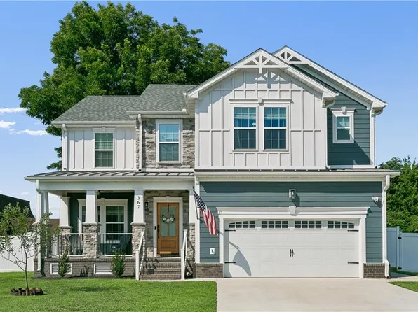 367 Poplar Ave, Newport News, VA 23607