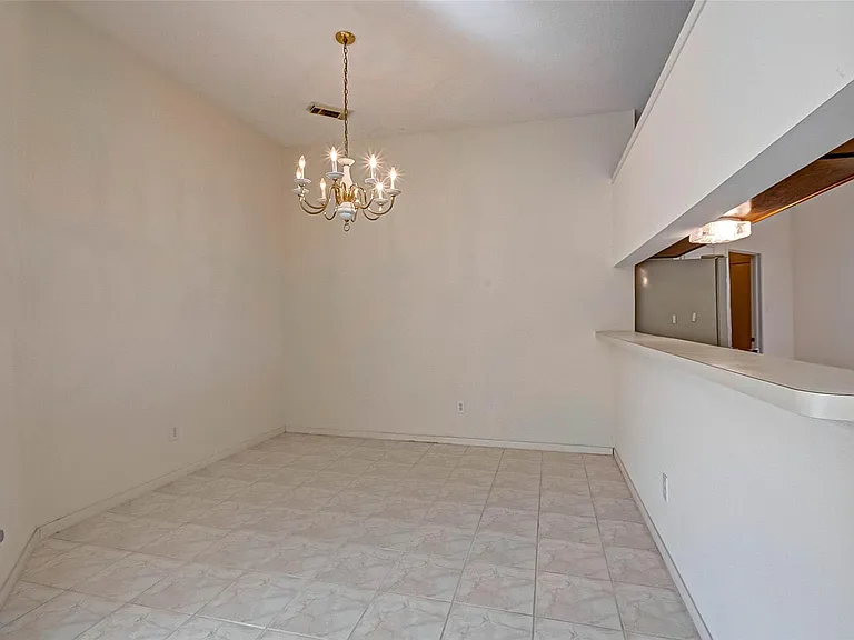 125 Barbetta Ct — Photo 16