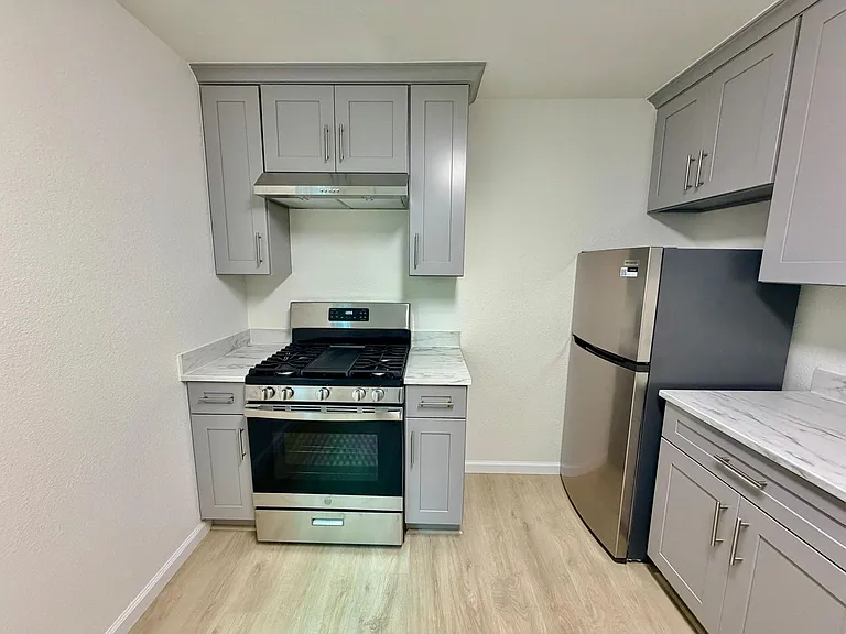 1132 Parker Street — Photo 8