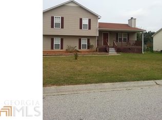 401 Remington Ct, Villa Rica, GA 30180