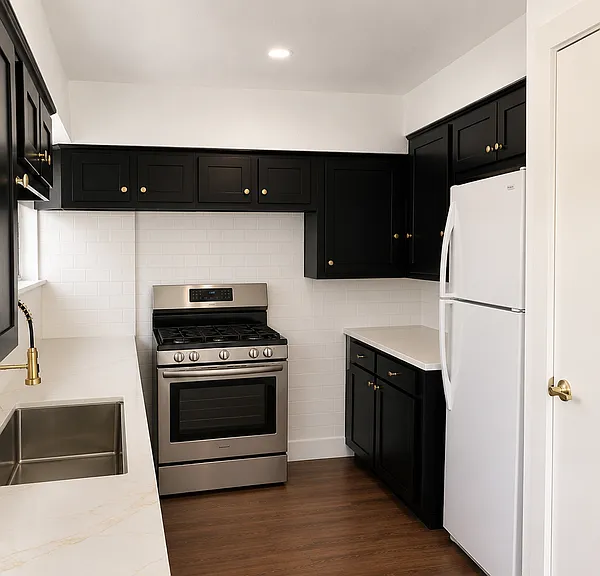 2712 Oakcliff St #4 — Photo 8