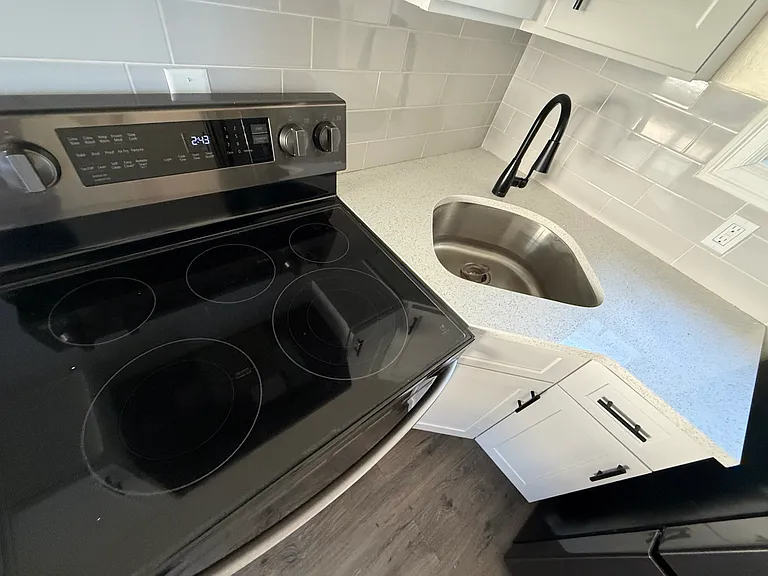 182 Ashford Ave #2 — Photo 30