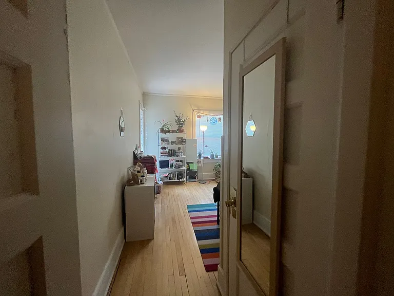 1030 N Marshall St — Photo 60
