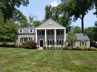 3 Puddingstone Ct, Morristown, NJ 07960