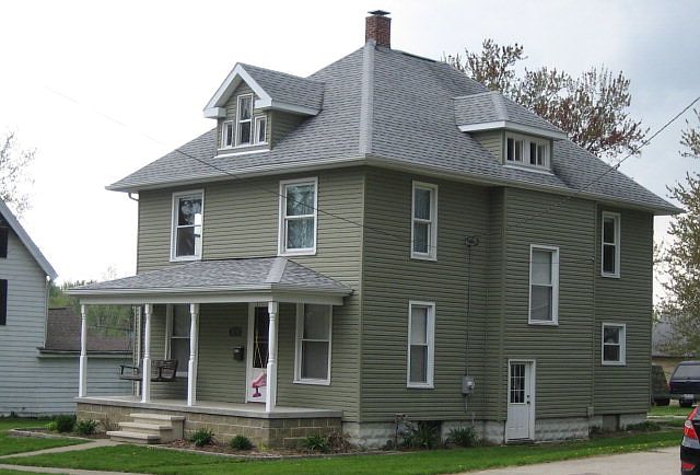 1st image of 613 N Lane St