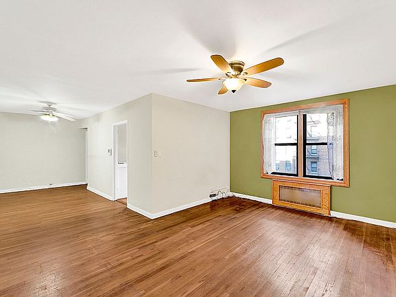 5th image of 2260 Burnett St APT 3E
