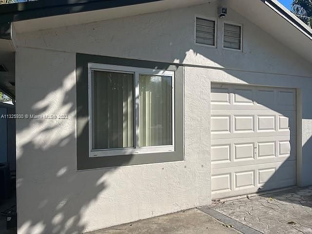 1st image of 4250 SW 74th Ave