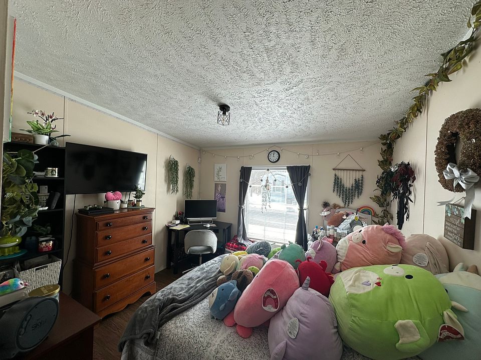 1st image of 7201 Doncaster Ct