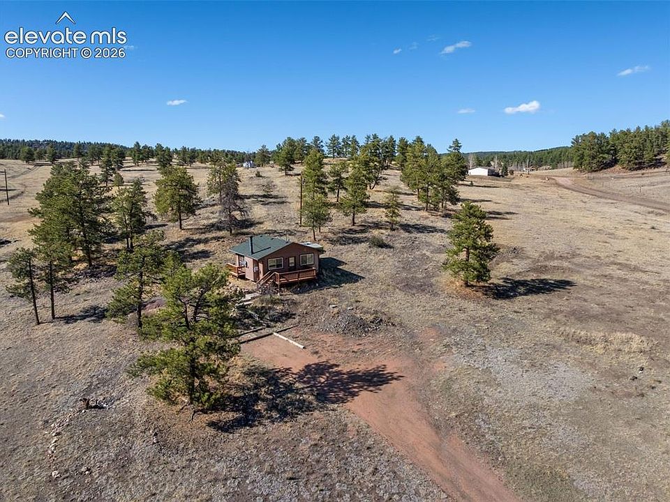 1st image of 11 Valley Cir