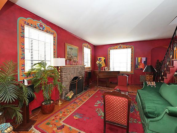 4th image of 13934 Coolidge Ave