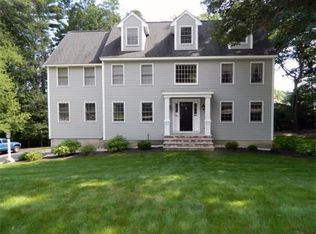 105 Kara Dr, North Andover, MA 01845