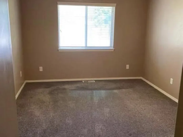 1861 Hoodie Ln — Photo 6