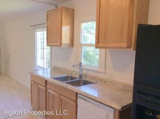 24415 Pacific Hwy S APT A, Kent, WA 98032