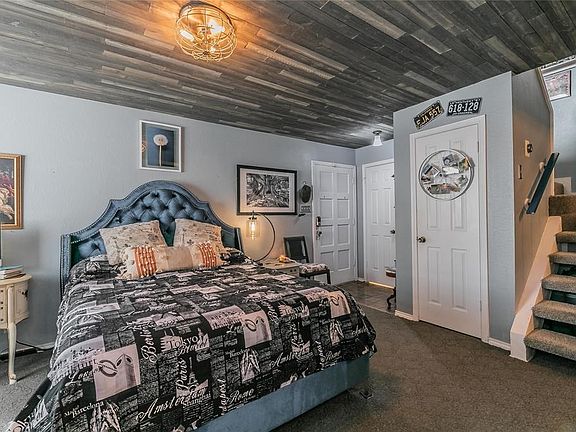 3rd image of 6508 Hickock Dr #7C