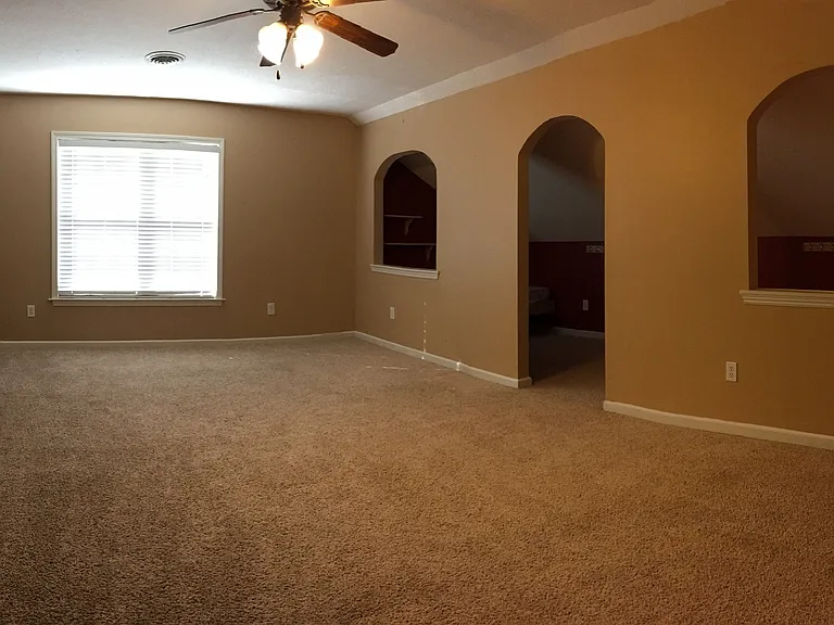 104 Runnymeade Dr — Photo 17