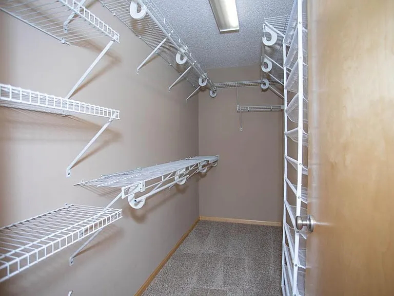 3175 Frontier Dr — Photo 16
