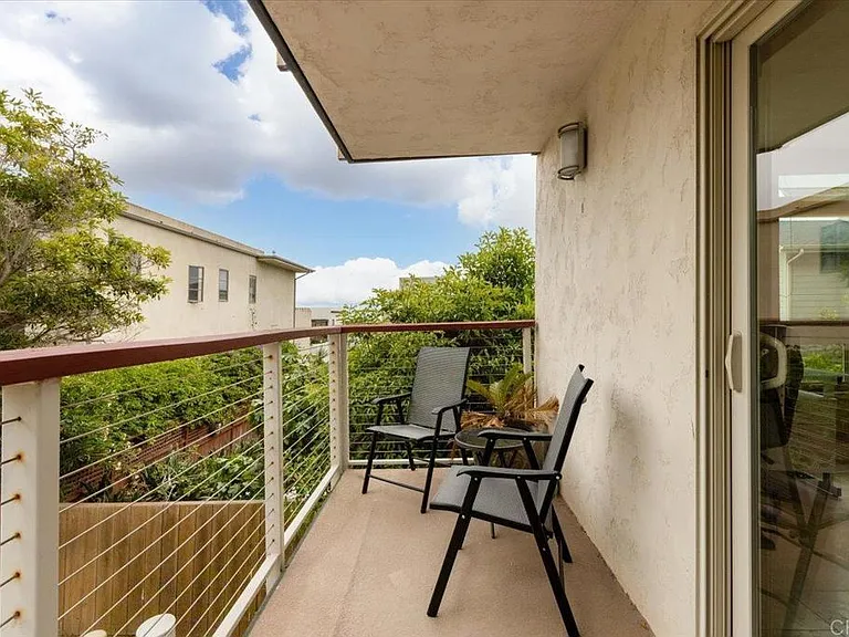 935 Genter St #207 — Photo 10