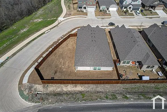 204 Rosewood Dr — Photo 42