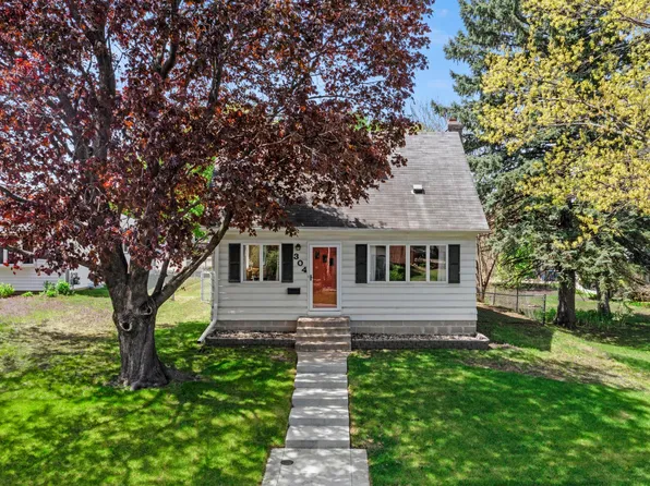 304 Madison Ave S, Hopkins, MN 55343