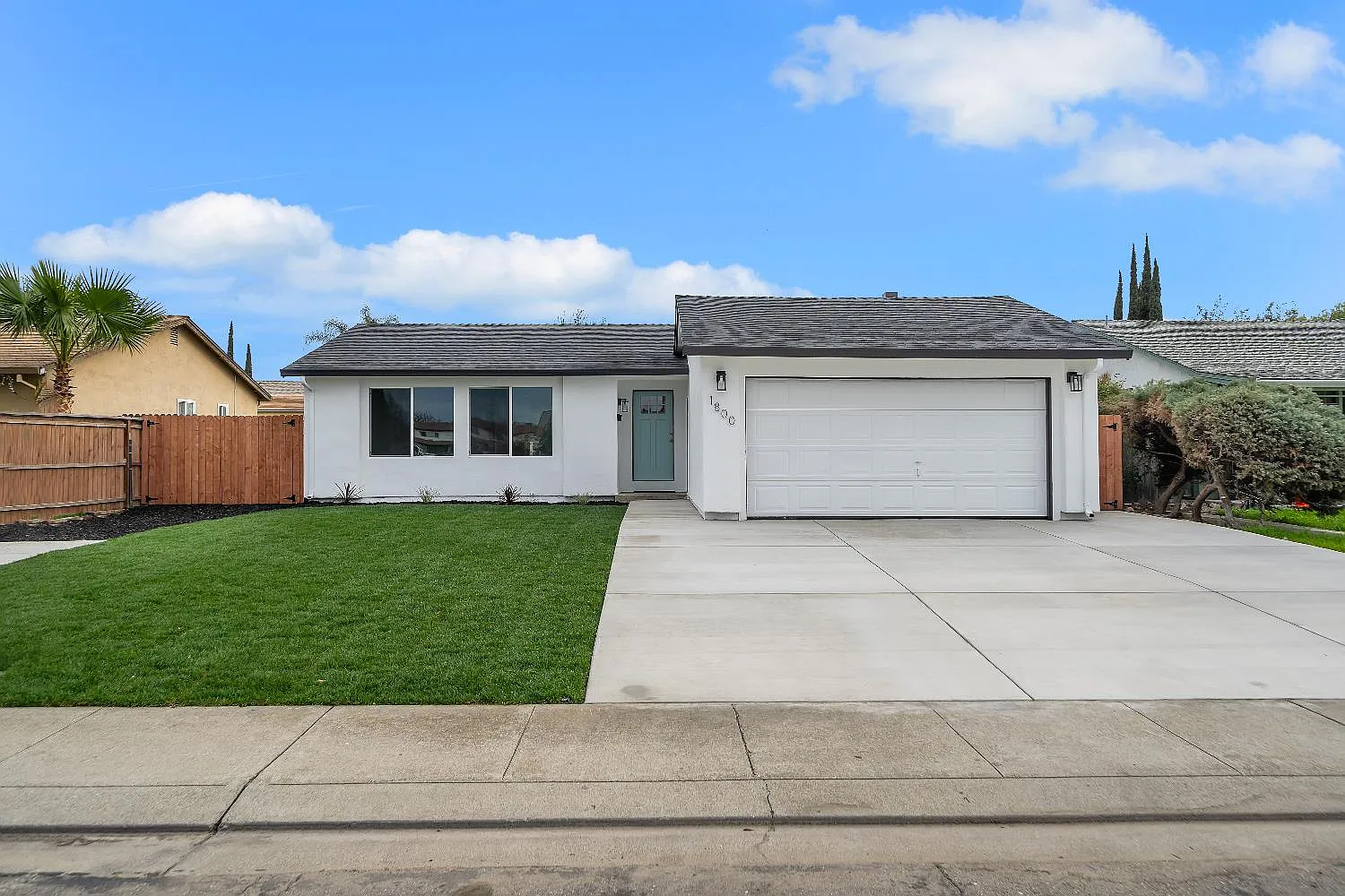 1800 Duncan Dr photo 1
