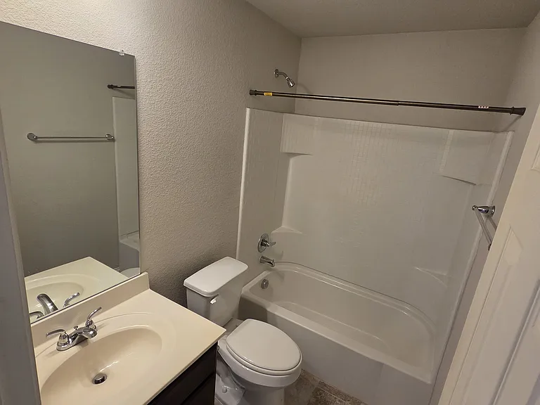 7504 Boat Wind Rd — Photo 7