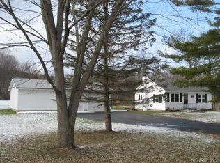 2108 Pond Rd, Lima, NY 14485