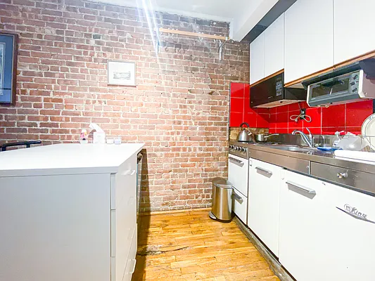 Rented by Blackwater Associates Inc. | media 15