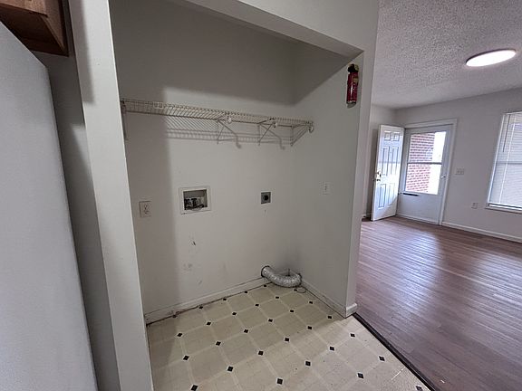 4th image of 50 Driftwood Cir #2
