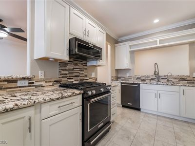 2050 W Warm Springs Rd Unit 2024, Henderson, NV, 89014