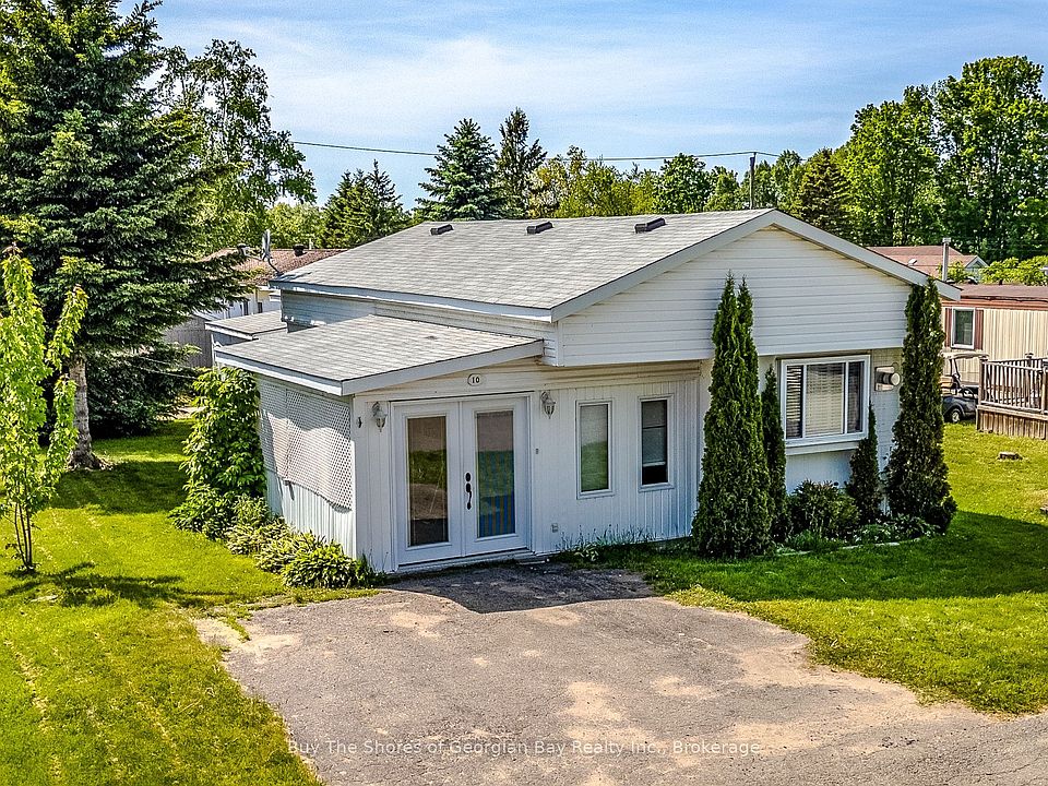 1st image of 10 Maple Ln