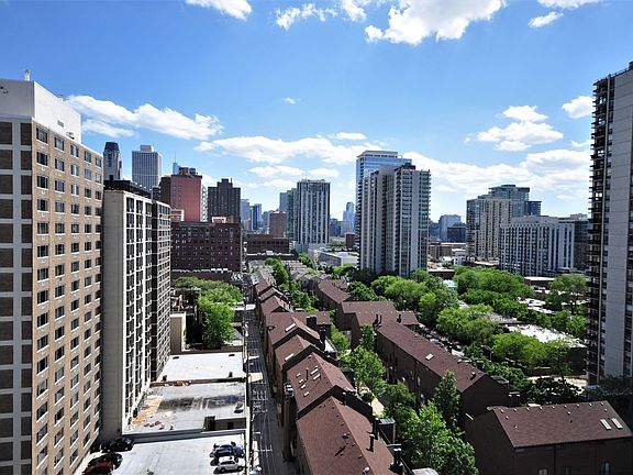 3rd image of 1366 N Dearborn St APT 14C
