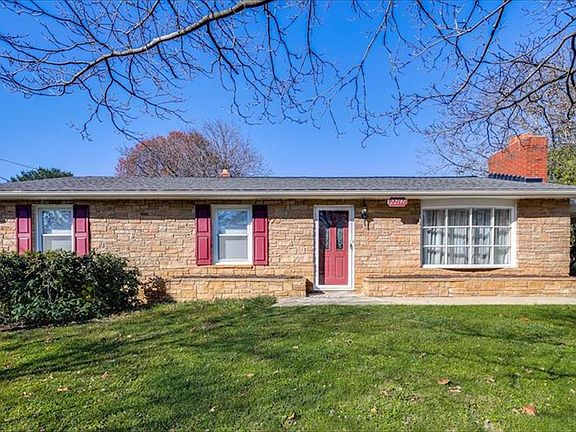 Located in Smithburg, MD convenient yet tucked away