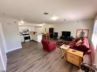 336 Bloomfield Ave APT 2B, Caldwell, NJ 07006