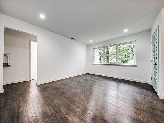 5th image of 3502 Loganwood Dr
