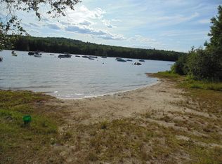 23 Hickory Dr, Naples, ME 04055