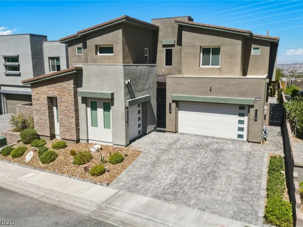 302 Shaded Canyon Dr, Henderson, NV 89012
