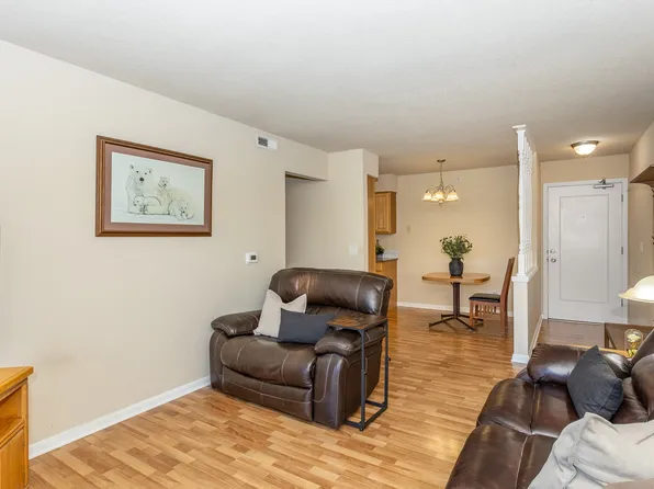 3405 Woodland Ave Unit 36, West Des Moines, IA 50266