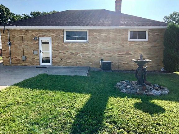 2nd image of 2381 Stanford Dr