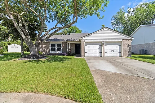210 Pecan Valley Ct Photo 1