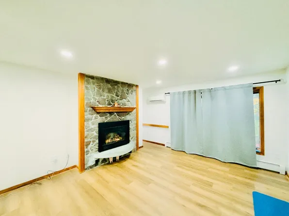 24 West St #A, Essex Junction, VT 05452