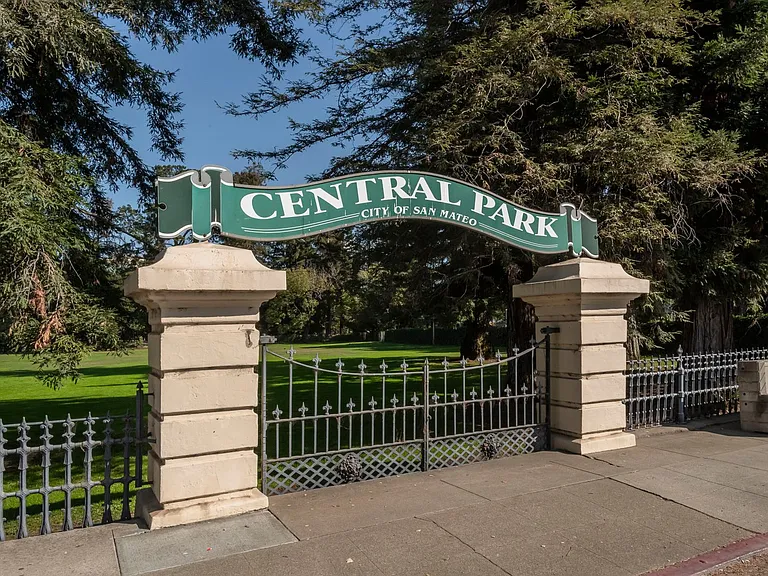 The Addison at Central Park — Photo 10