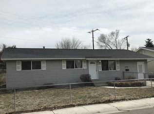 2098 Golf Dr, Elko, NV 89801