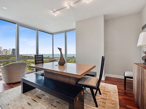 5th image of 1201 S Prairie Ave APT 1303