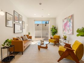 The Sophia - 1759 N Gower St